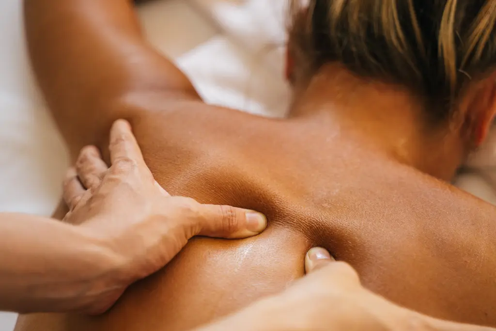 Cervical pain relief through relaxing neck and back massage