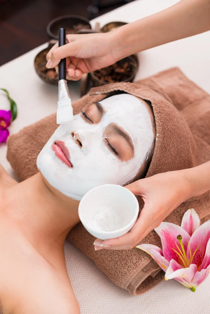 Lymphatic Facial Drainage massage